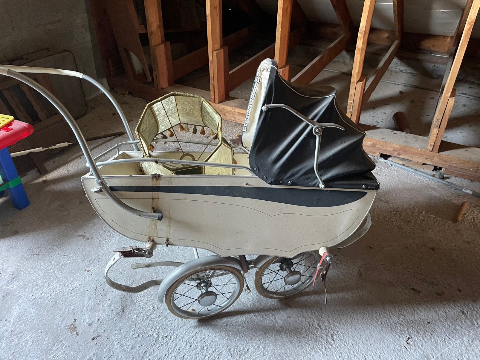 Carnaval Aalst, Kinderen en Baby's, Ophalen, Gebruikt, Kinderwagen, Overige merken