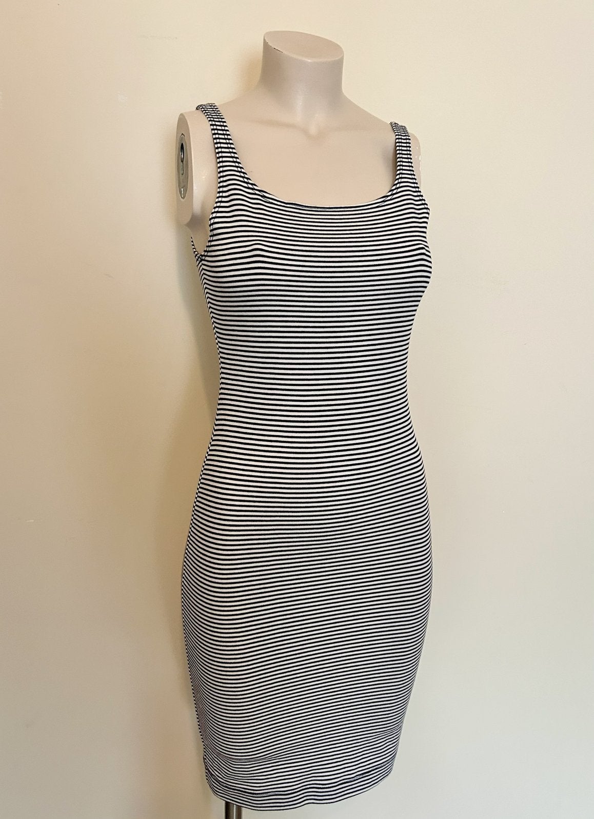 Robe moulante rayée Zara taille M, Enlèvement ou Envoi, Comme neuf