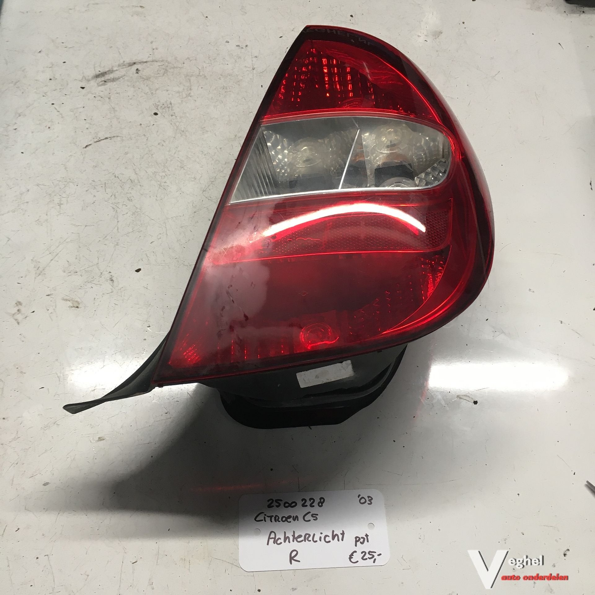 Citroen C5 Hatchback 2.0 16v 2003 2500228   Achterlicht Link, Gebruikt, -, -, Ophalen of Verzenden