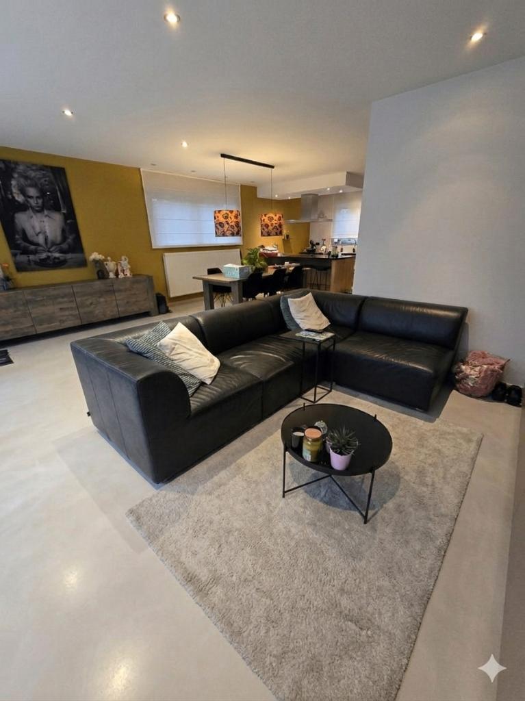 Zwarte lederen hoekzetel – Tijdloos design & Goede staat!, Huis en Inrichting, Ophalen, Gebruikt, Leer, Modern