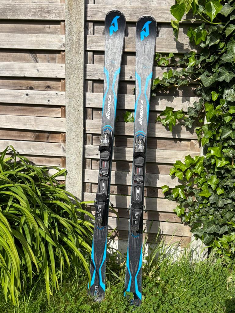 Nordica piste/all mountain ski, Sport en Fitness, Skiën en Langlaufen, Ophalen, 160 tot 180 cm, Zo goed als nieuw, Carve