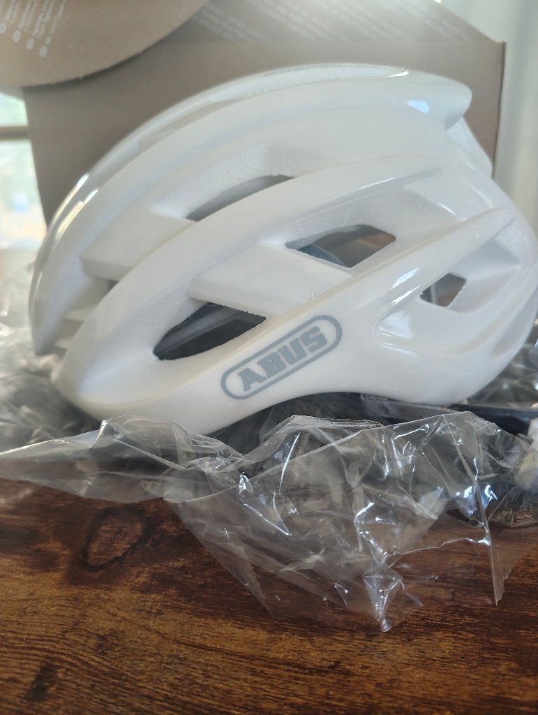 Fietshelm ABUS AIRBREAKER pure white M, Vélos & Vélomoteurs, Accessoires vélo | Casques de vélo, Neuf, Enlèvement ou Envoi, M