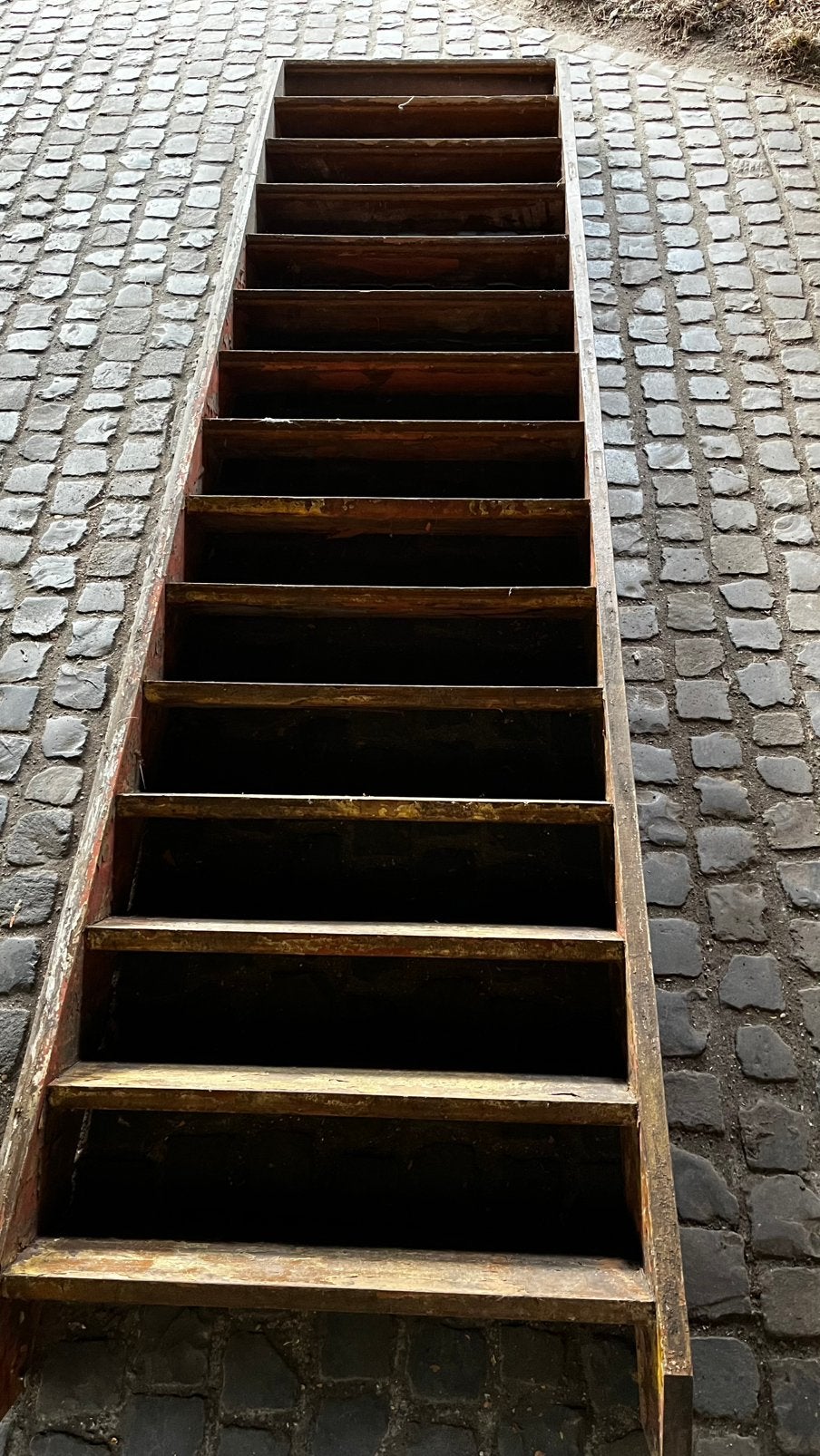 Rechte houten trap, Enlèvement, Utilisé, Escalier, 2 à 4 mètres