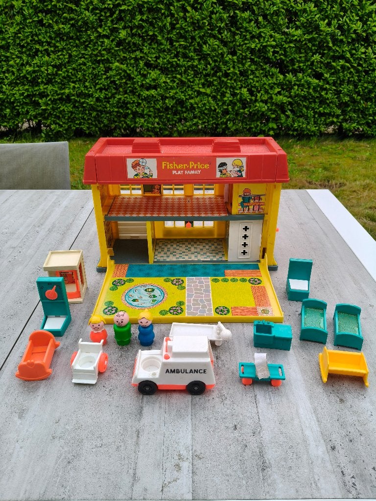 1976 Fisher-Price 931 Children's Hospital Play Family, Enfants & Bébés, Jouets | Fisher-Price, Enlèvement ou Envoi, Utilisé, Set de jeu