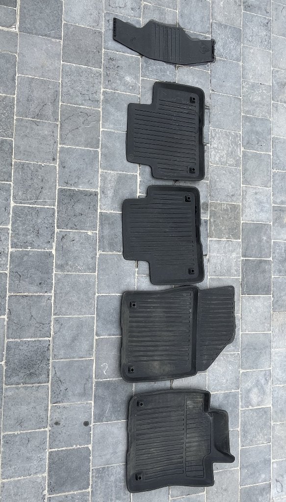 Kit de tapis en caoutchouc Volvo 60, Enlèvement, Utilisé, Volvo