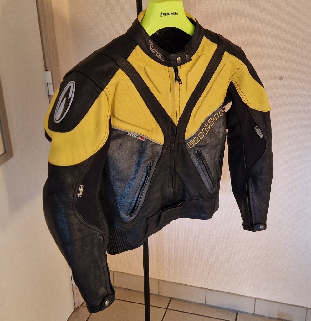 Veste de moto👍TOP👍RICHA👍"RACER JACKET"👍100% Cuir👍t:36👍, Motos, Vêtements | Vêtements de moto, Manteau | cuir, Neuf, sans ticket