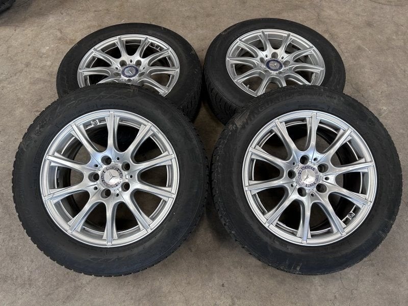 16 inch originele velgen + Nexen winterbanden Mercedes C kla, Autos : Pièces & Accessoires, Pneus et Jantes, -, Utilisé, -