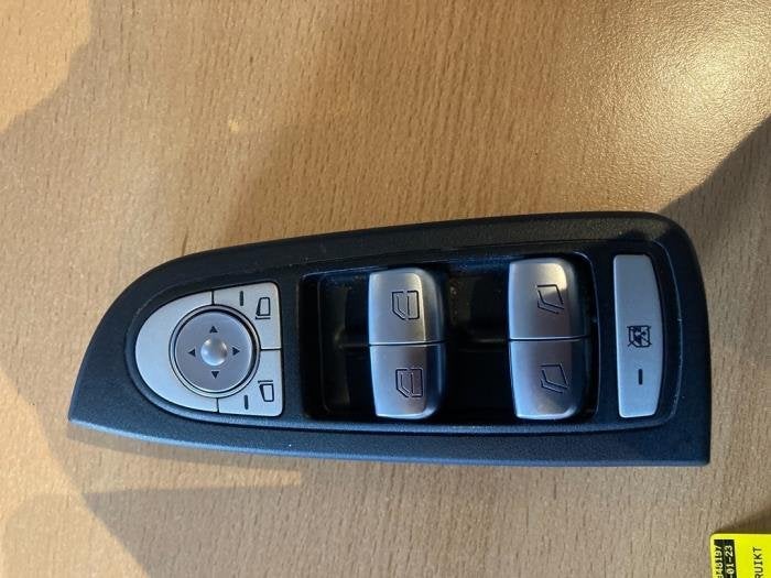Commutateur vitre électrique d'un Mercedes V-Klasse, 3 mois de garantie, Utilisé, -, -