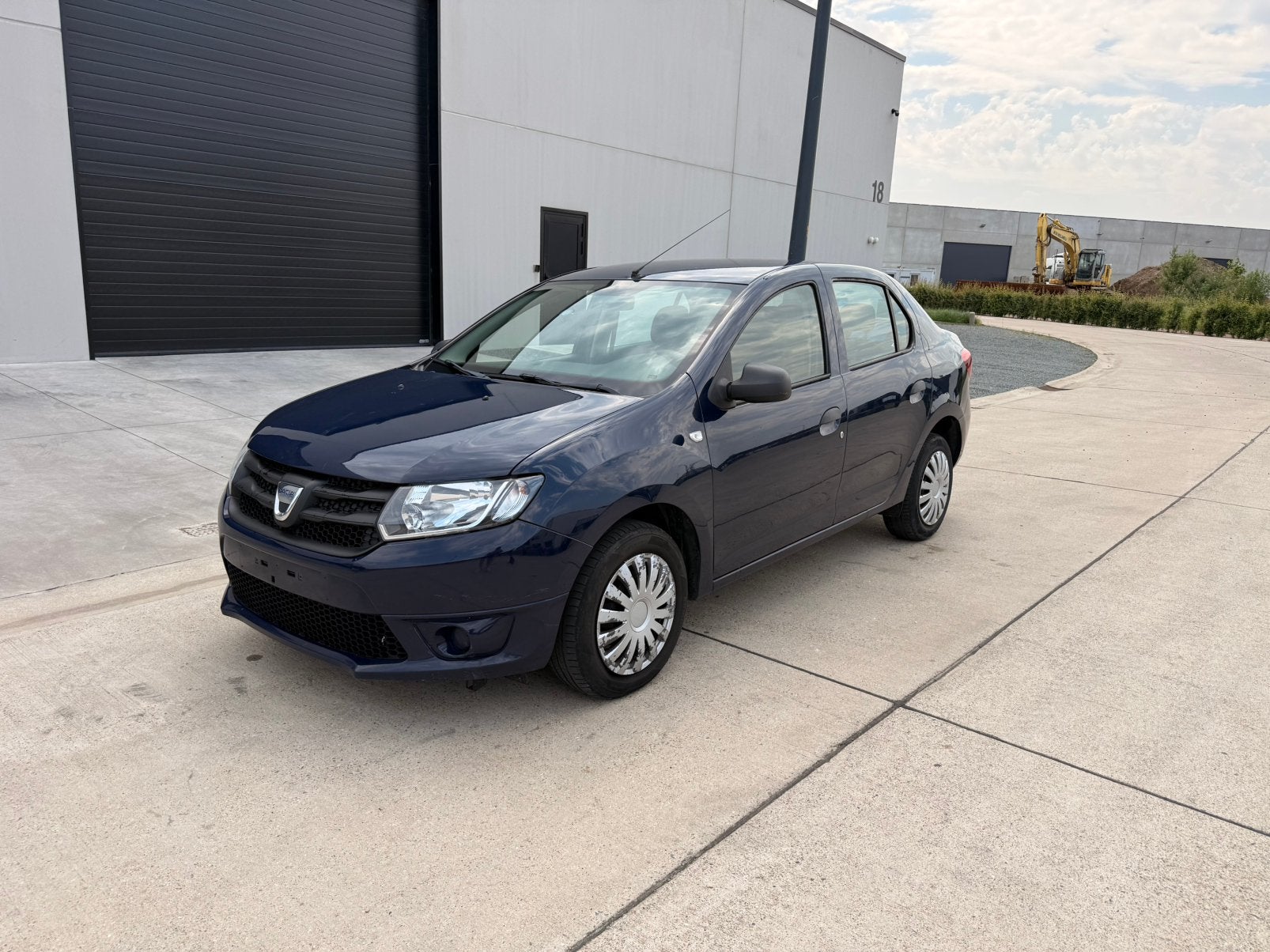 Dacia Logan 2016 Benzine, Autos, Dacia, https://public.car-pass.be/vhr/906e5f31-e417-4b95-af75-fd9405f0c86d, Achat, Euro 6, Entreprise
