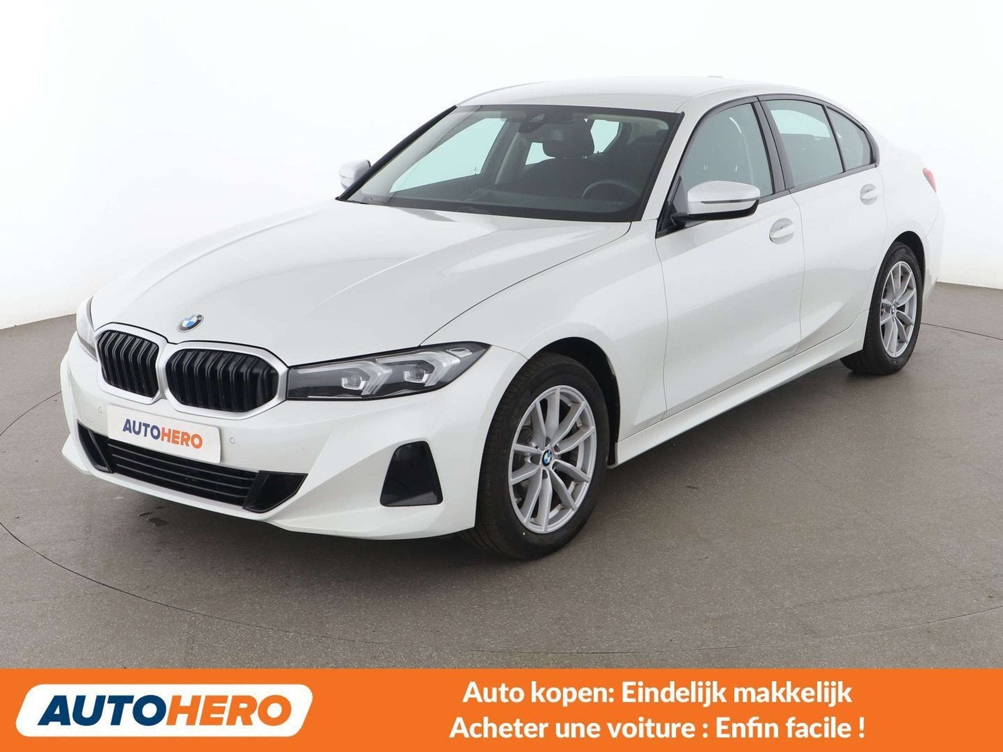 BMW 3 Serie 316 316d Mild-Hybrid (bj 2024, automaat), Auto's, 4 deurs, Wit, Lichtsensor, 130 g/km