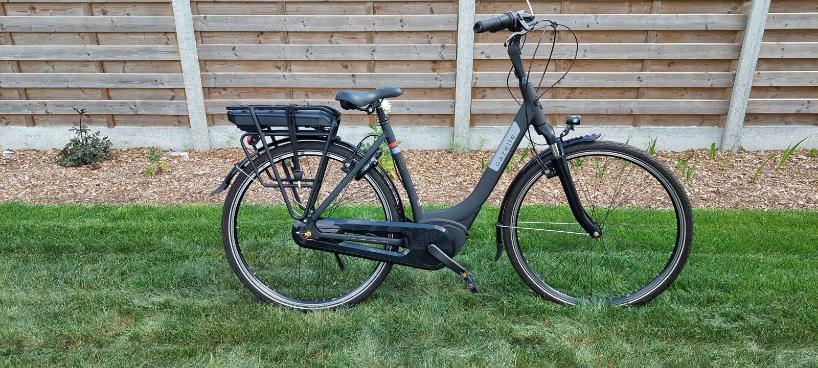 Damesfiets, Gazelle Paris C7+ HMB, Black mat, 2 jaar jong, Fietsen en Brommers, Elektrische fietsen, Ophalen, Zo goed als nieuw
