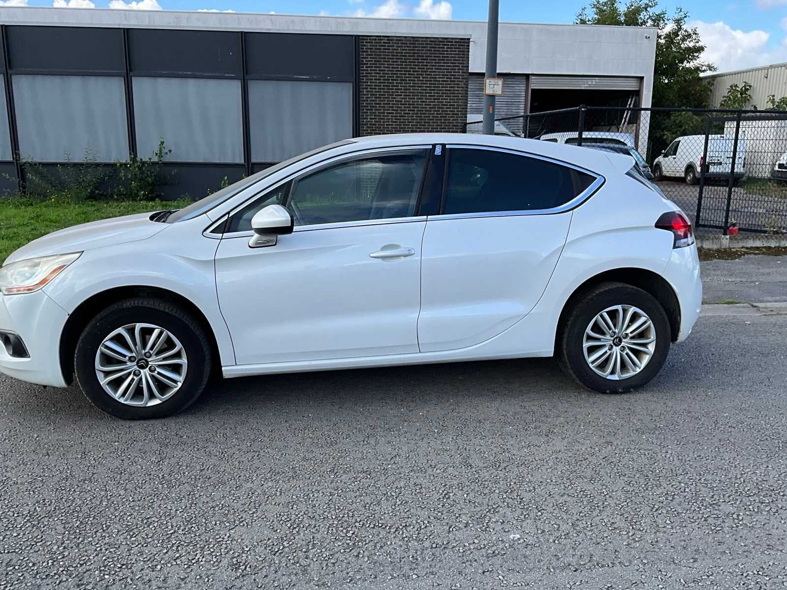 Voiture voyageurs Citroën DS4 2014, Achat, Entreprise, Boîte manuelle, Autre carrosserie