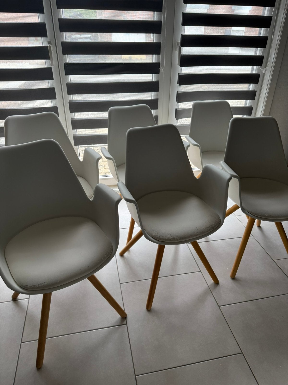Lot de 6 chaises design Alter Ego – Blanc / Pieds bois, Maison & Meubles, Chaises, Enlèvement, Cinq, Six Chaises ou plus, Utilisé