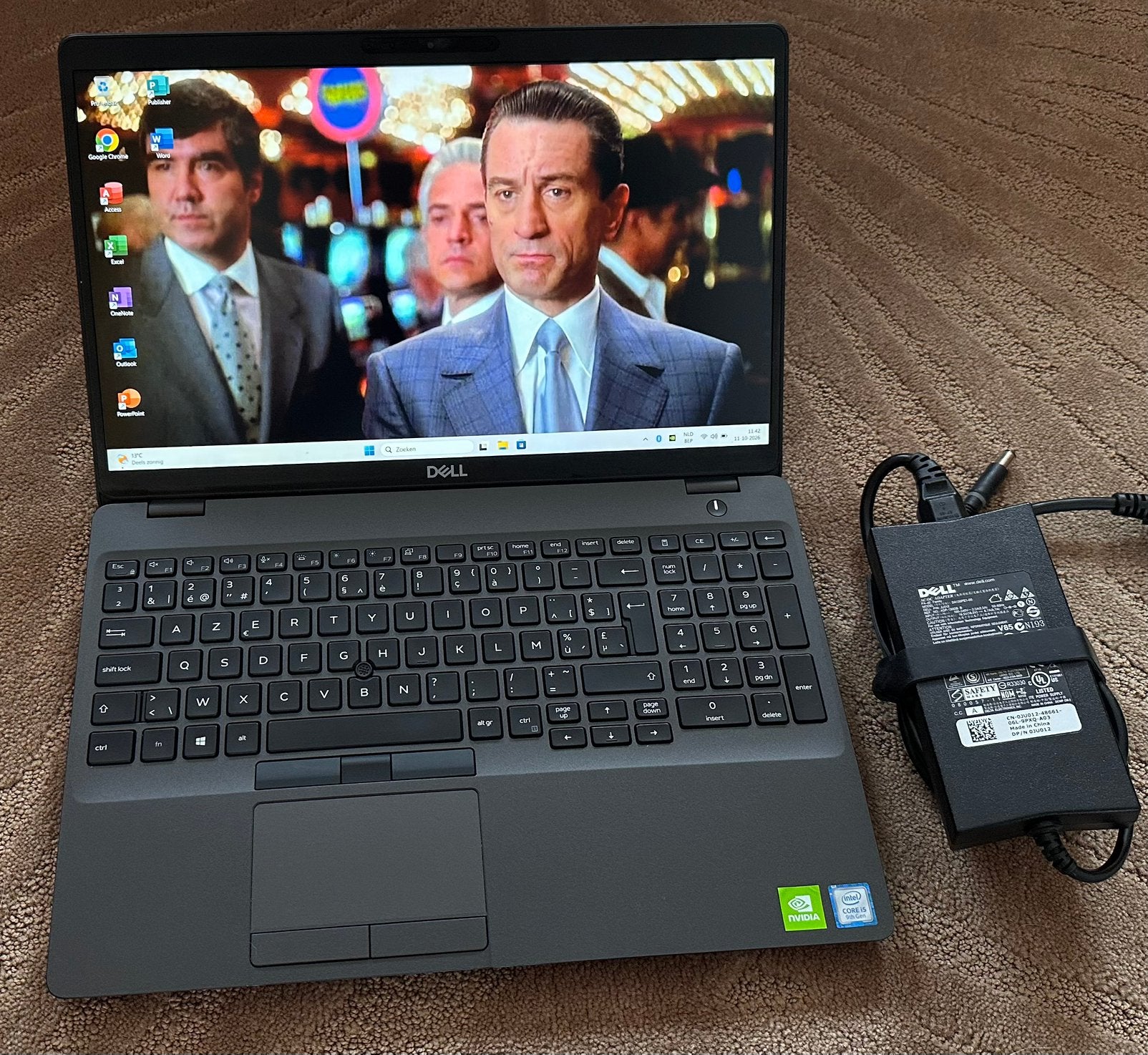 Mooie 15.6”Dell 5501/ i5-9400H/16gb ddr4/512gb ssd/Nvidia/, Enlèvement, Comme neuf