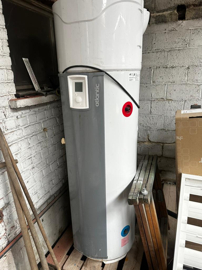 Warmtepompboiler Atlantic, Bricolage & Construction, Chauffe-eau & Boilers, 100 litres ou plus, Enlèvement, Utilisé, Boiler