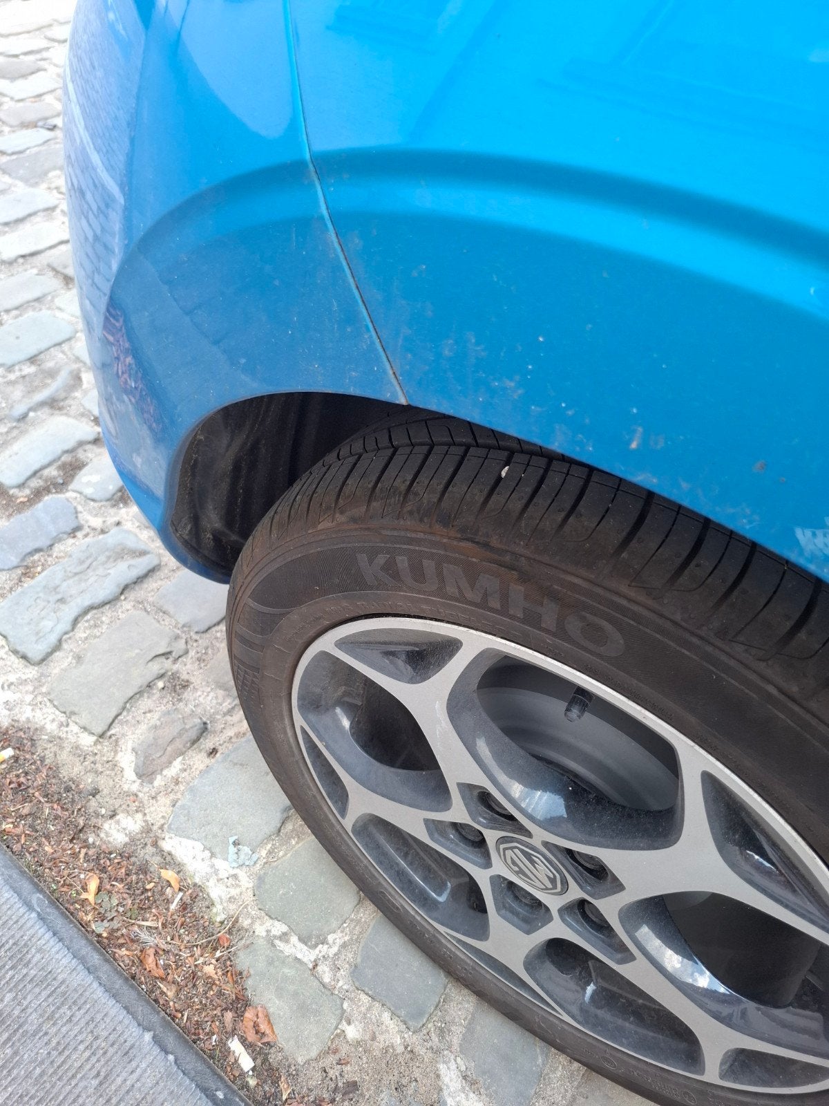 nieuwe set winterbanden, compleet. KUMHO 195/55 R16 87 H, Ophalen, Nieuw