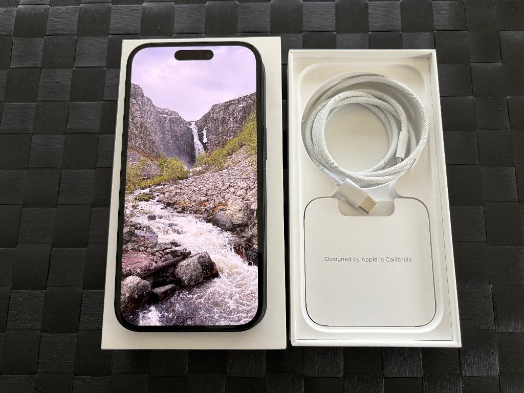 Iphone 15 in zeer goede staat, Ophalen, 128 GB, Zwart, Zo goed als nieuw