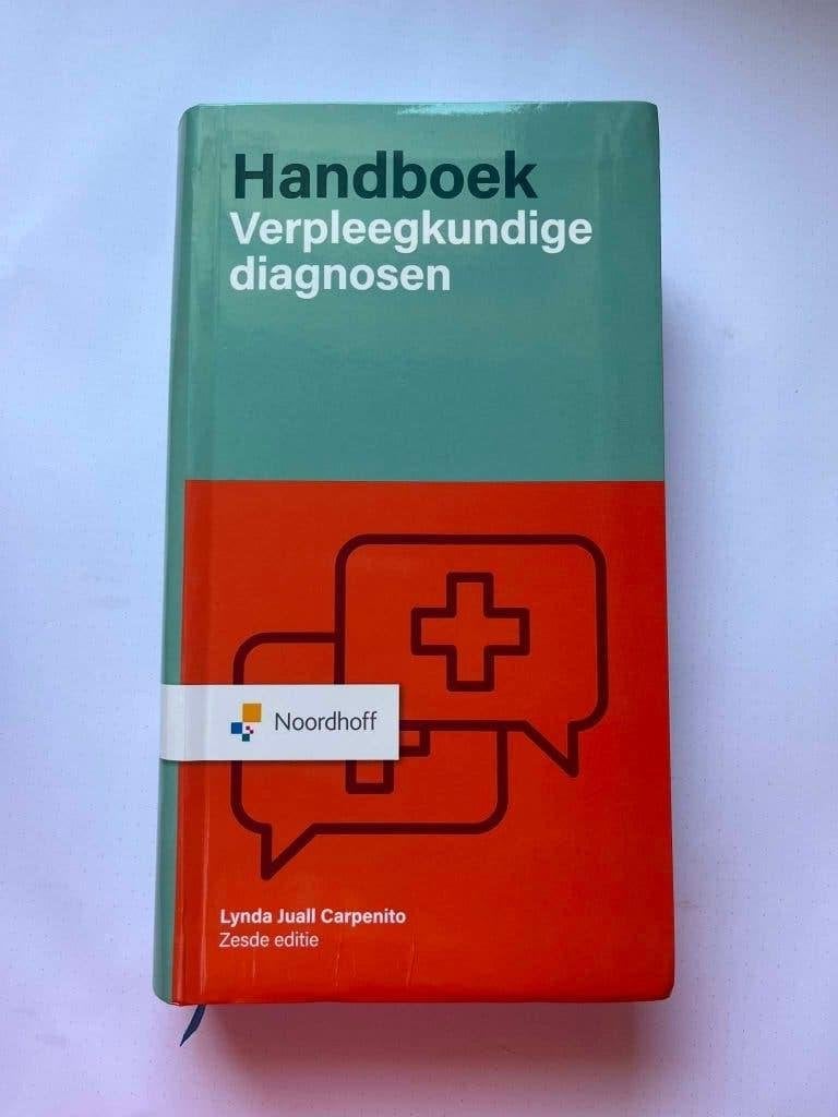 Handboek Verpleegkundige diagnosen, Ophalen of Verzenden, Zo goed als nieuw, Hogeschool, Lynda Juall Carpenito-Moyet