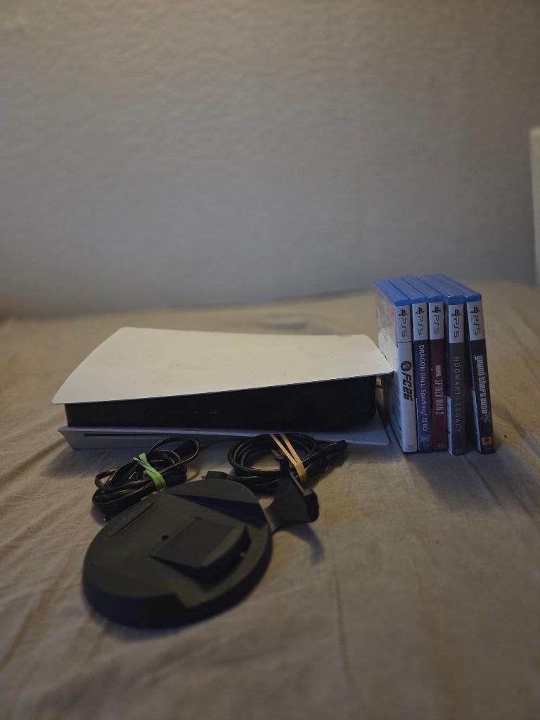 PS5 version disque + 5 jeux récents – Excellent état, Ophalen, Gebruikt, Playstation 5