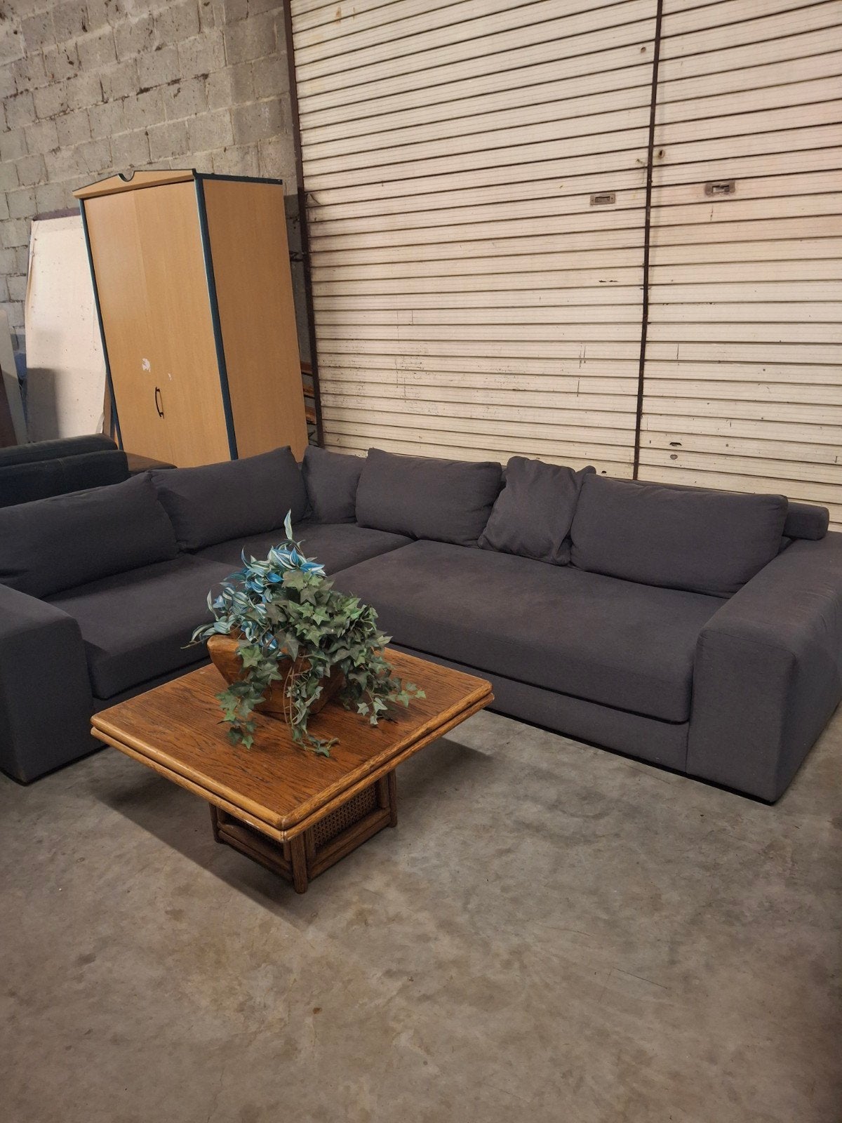Hoeksalon In goede staat  230 x 295, Ophalen, Stof