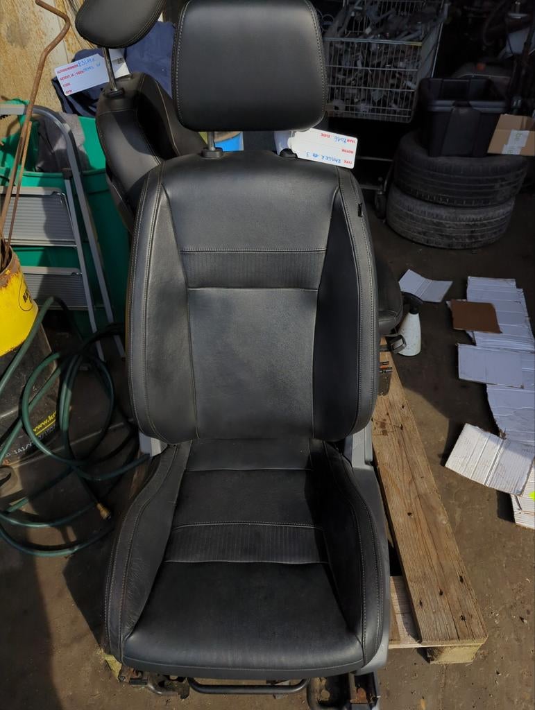 Ford Ranger 2011-2022 bestuurdersstoel, Auto-onderdelen, Ophalen, Gebruikt, Ford, Nvt