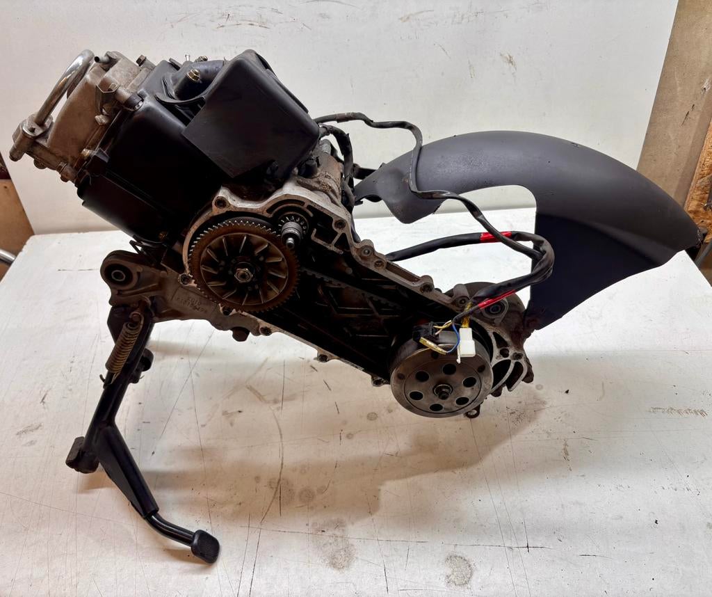Motorblok Kymco Agility 12inch 2016 11K, Fietsen en Brommers, Ophalen of Verzenden, Gebruikt, Blok, Kymco