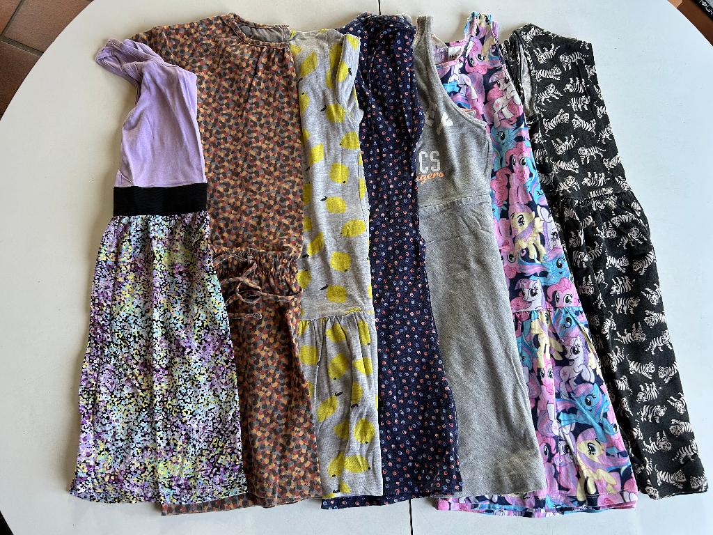 KLEEDJES - maat 134/140, Enfants & Bébés, Vêtements enfant | Taille 134, Enlèvement ou Envoi, Verschillende merken, Fille