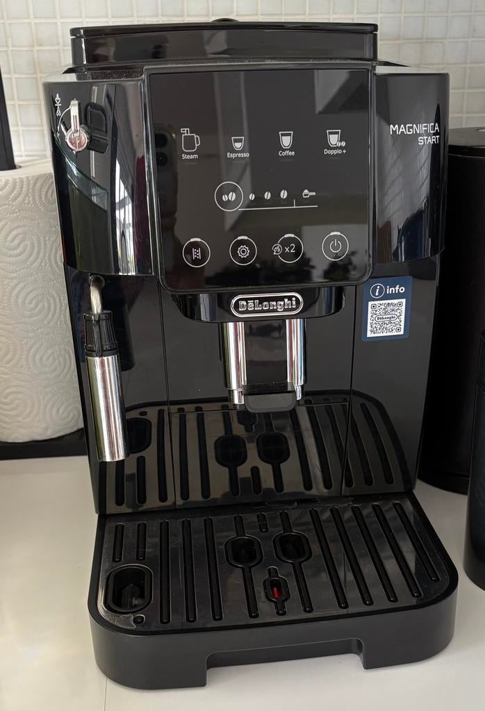 volautomatische koffiemachine delonghi ecal 220.21b, Ophalen, Zo goed als nieuw, Koffiemachine, Gemalen koffie