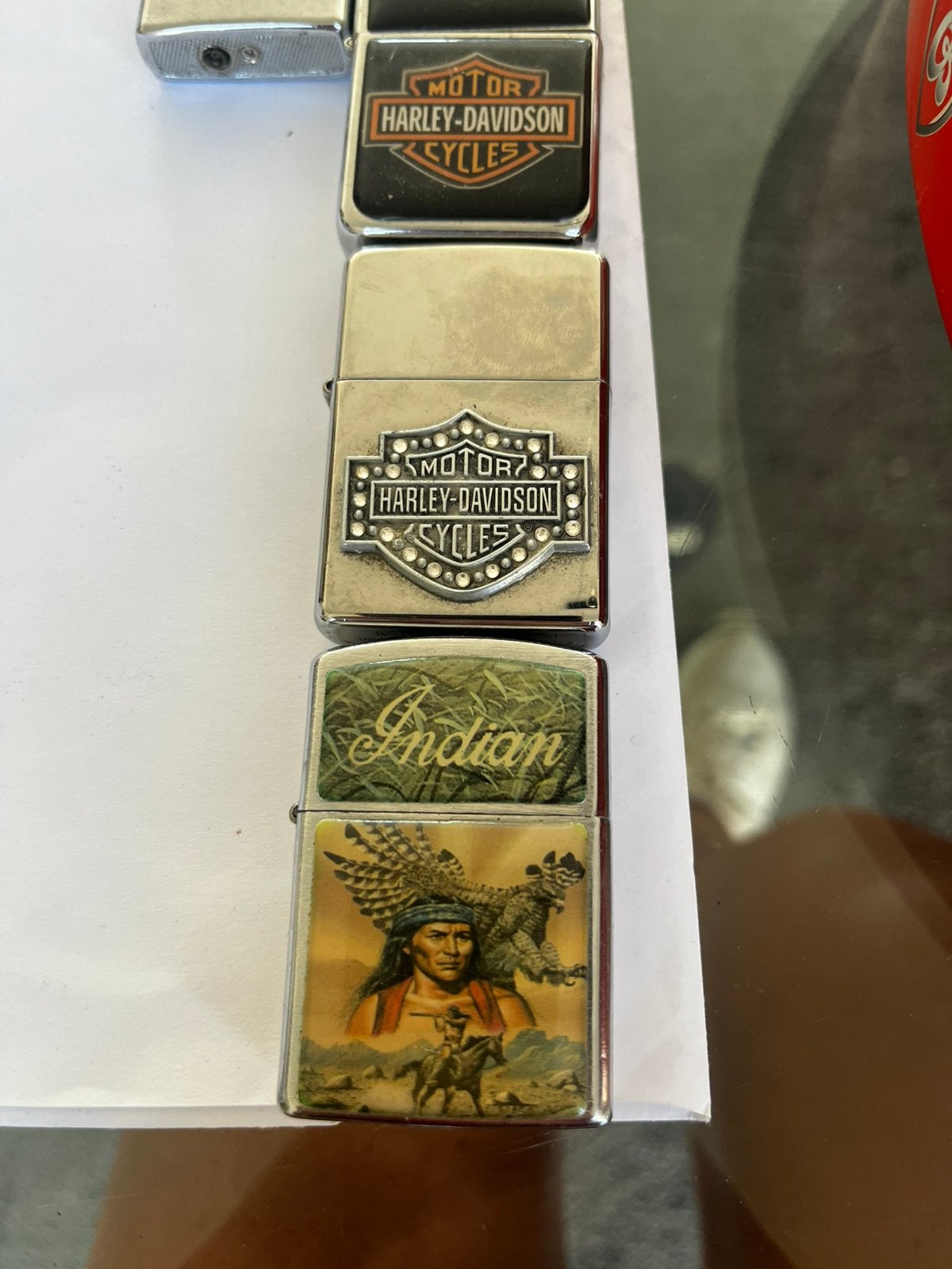 Verschillende zippo’s, Enlèvement, Utilisé