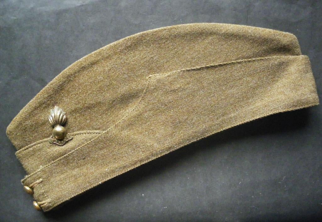 1940 British side cap bonnet du Royal Engineers ou Artillery, Collections, Objets militaires | Seconde Guerre mondiale, Envoi