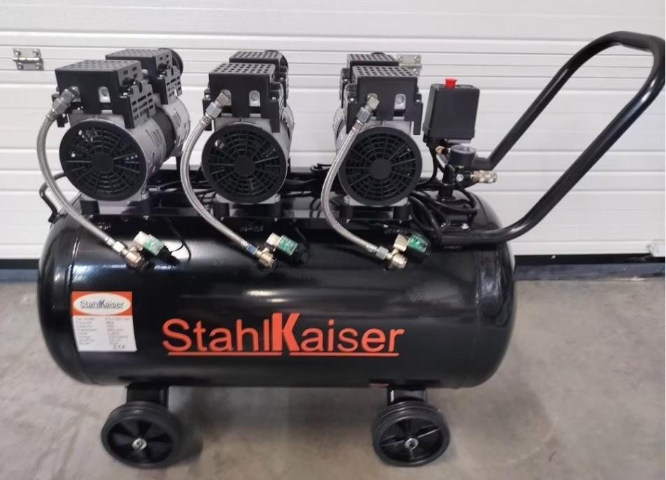 Stahlkaiser stille Olievrije Compressor 100 L 8 Bar .Nieuw!!, Doe-het-zelf en Bouw, Ophalen, 6 tot 10 bar, Nieuw, 400 tot 800 liter/min