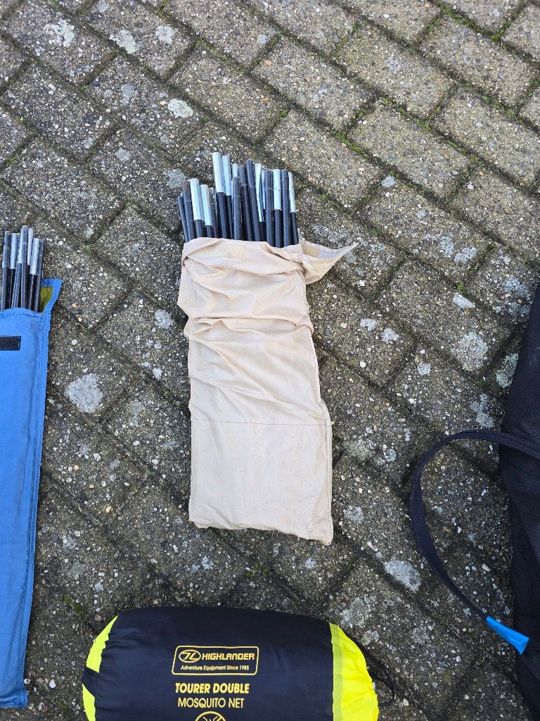 Kampeergerief  ️️️, Ophalen