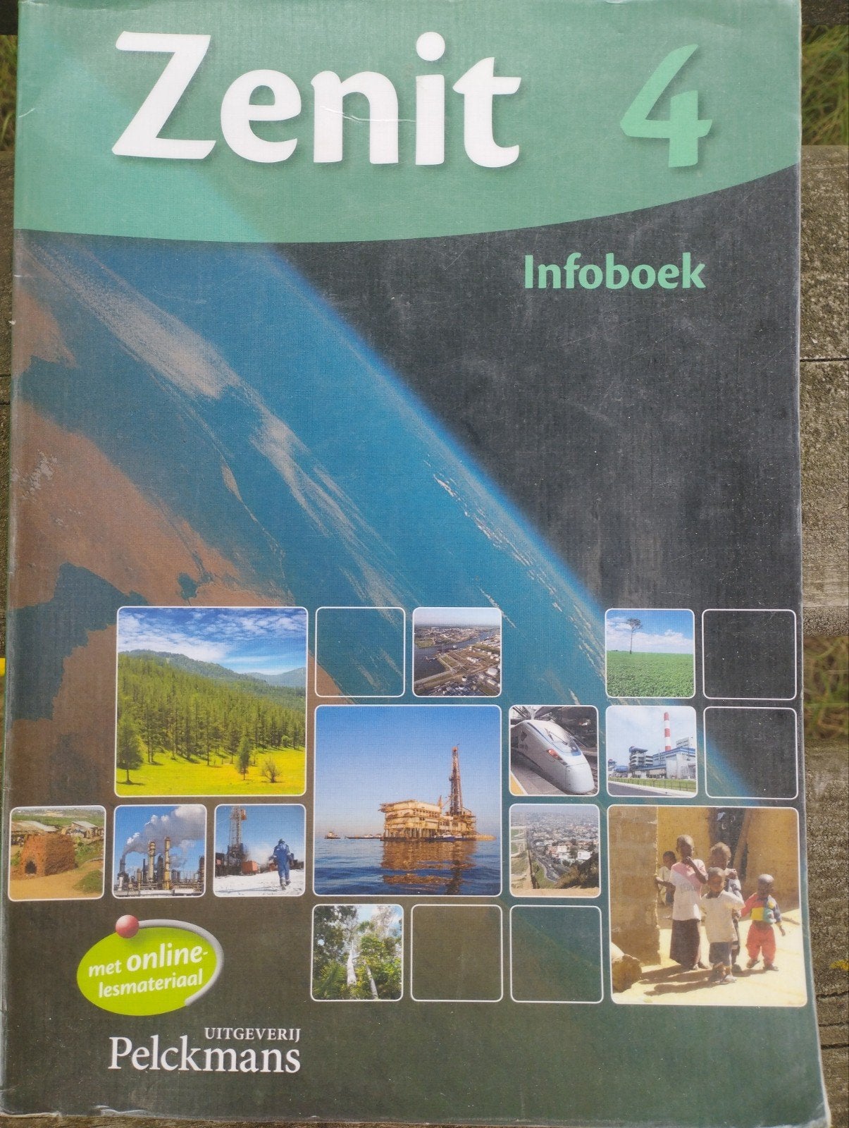 Zenit 4 infoboek, Boeken, Ophalen of Verzenden, Aardrijkskunde