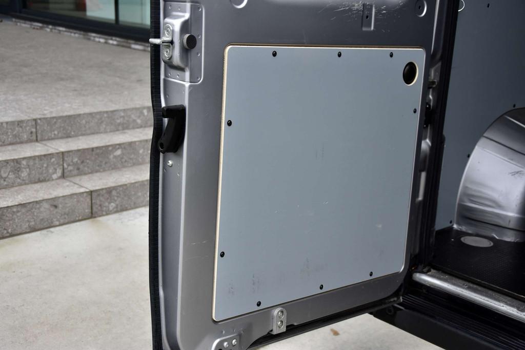 Peugeot Boxer 2.2 BlueHDi L2H2 *NIEUWSTAAT* (bj 2024), Voorwielaandrijving, 3300 kg, Gebruikt, 4 cilinders