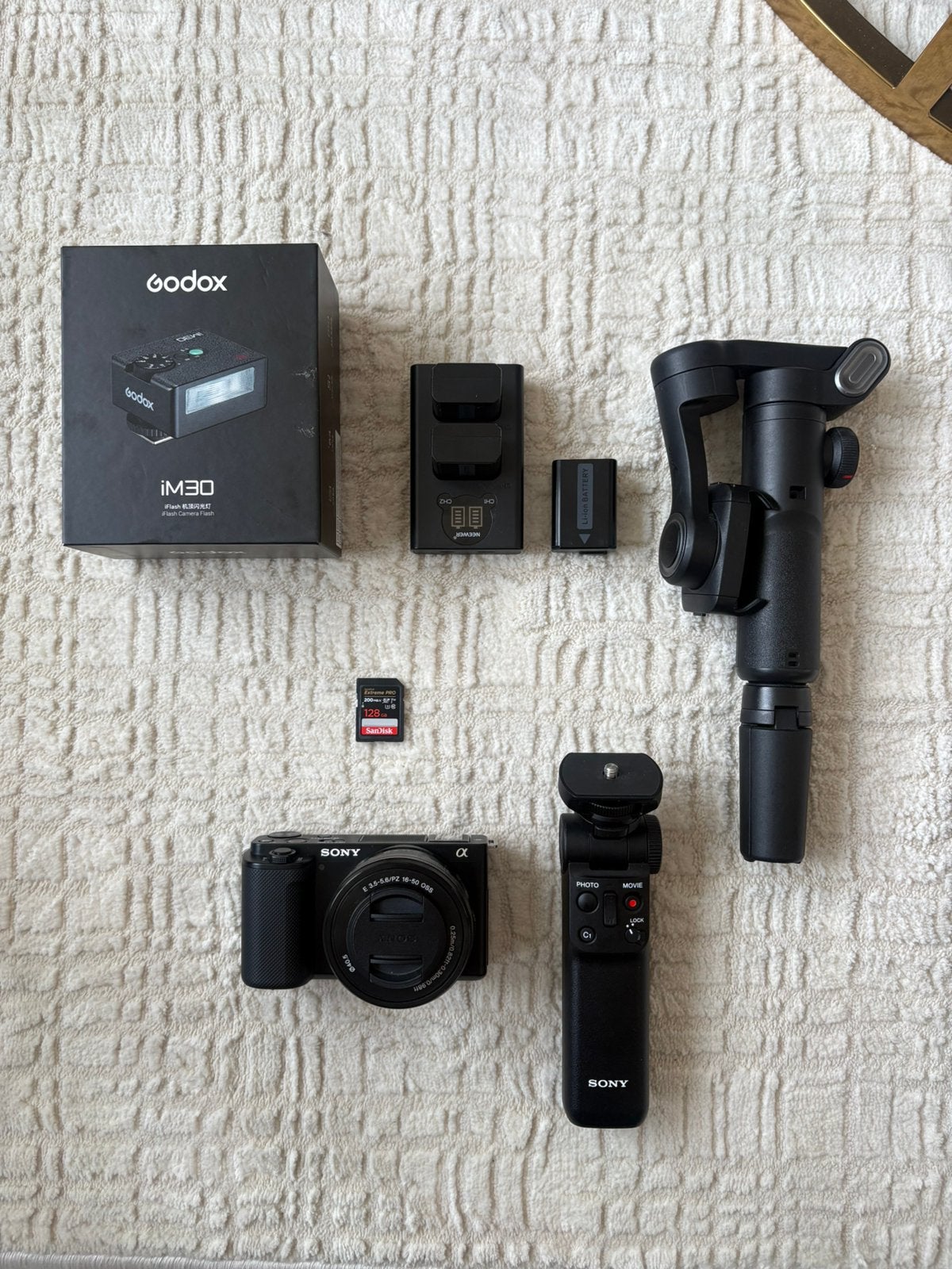 Sony ZVE10 met lens + accessoires, Ophalen of Verzenden, Nieuw, Sony
