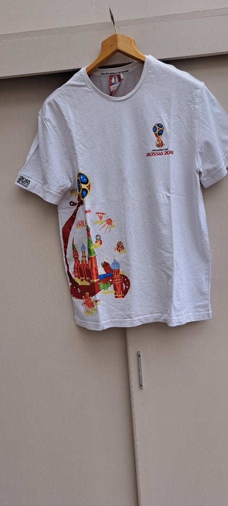 T-SHIRT VOOR VOETBAL VAN HET WK VOETBAL IN RUSLAND 2018, Verzamelen, Verzenden, Zo goed als nieuw, Shirt