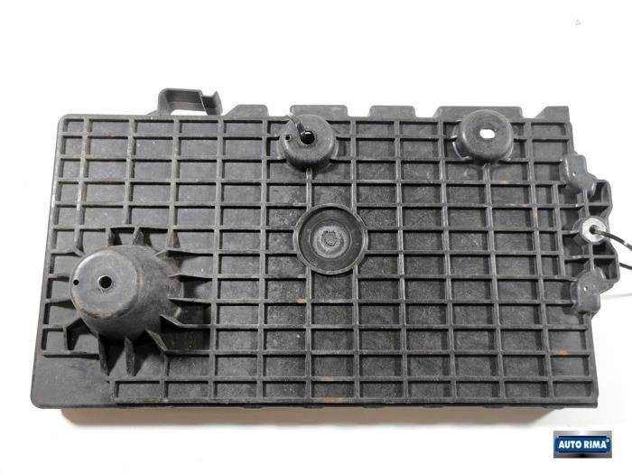 Boîtier de batterie d'un Volvo V40, -, 3 mois de garantie, -, -