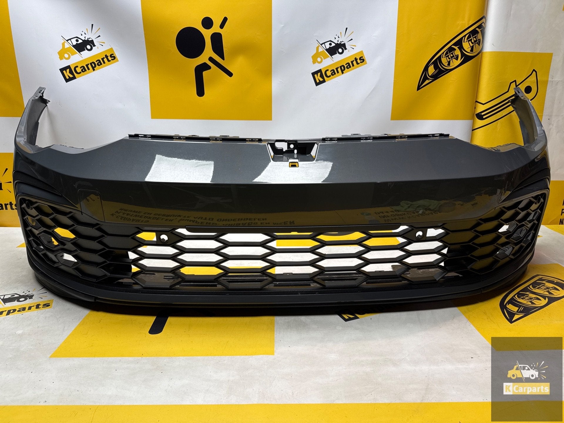 VW Golf 8 VIII GTI GTD GTE R-line Voorbumper LC7Q 5H0807221G, Gebruikt, Volkswagen AG, Vw@volkswagen.de, Bumper