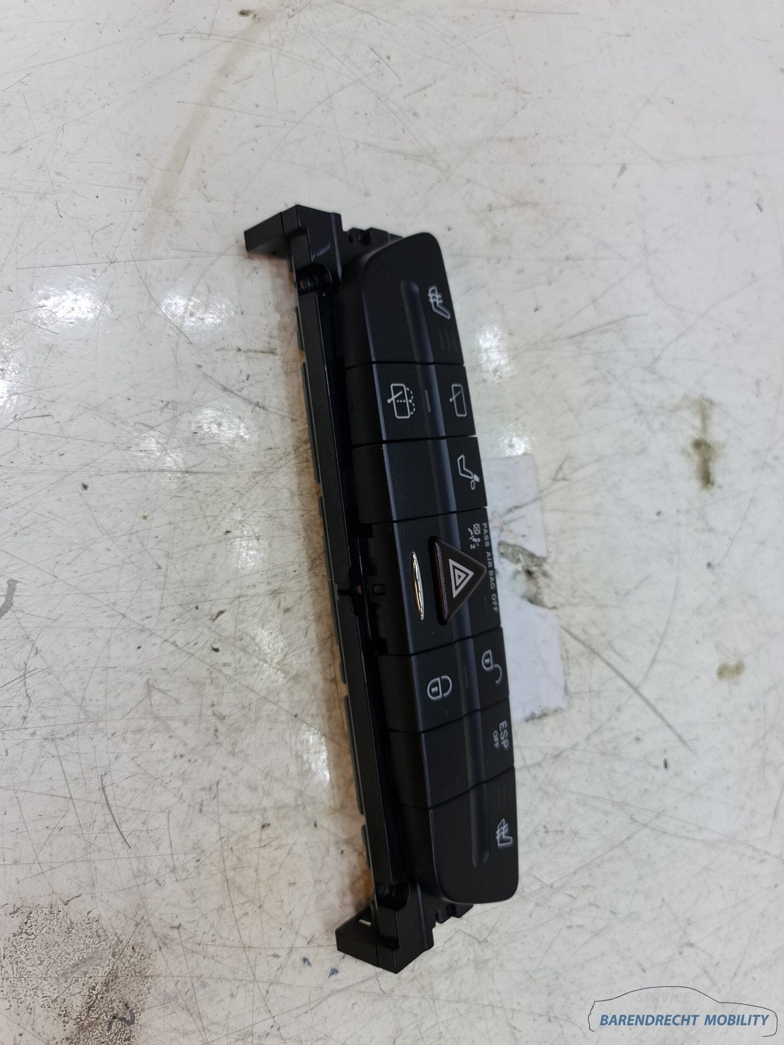 Knoppenbalk Mercedes E Klasse W211 schakelaar schakelaars or, Gebruikt, Mercedes-Benz AG, Mercedes-Benz, Mercedesstrasse 120
70372  Stuttgart, DE