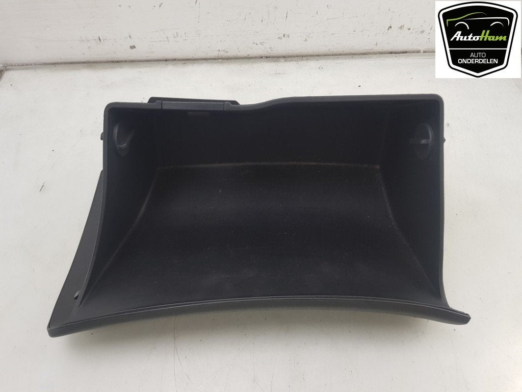 DASHBOARDKASTJE Kia Cee'd Sporty Wagon (EDF), Gebruikt, Kia