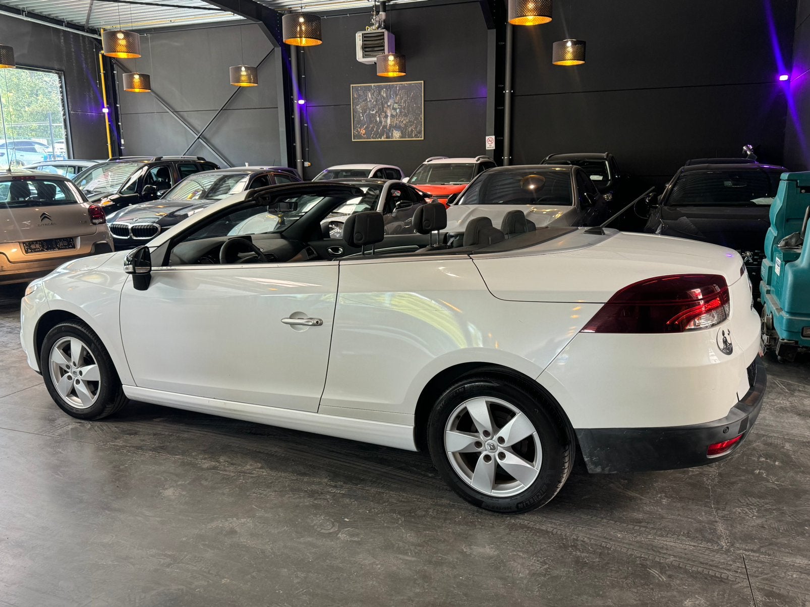 RENAULT MEGANE CC, Auto's, Voorwielaandrijving, Zwart, 4 cilinders, Cabriolet
