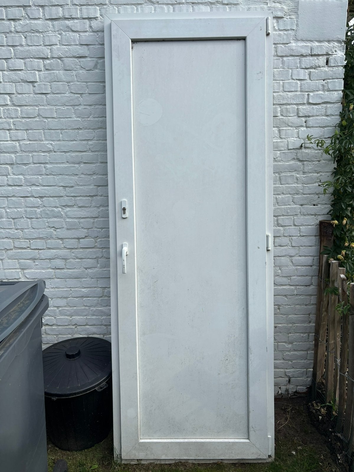 Buitendeur (225 x 82 cm), Doe-het-zelf en Bouw, Ophalen, Kunststof, Gebruikt, 80 tot 100 cm