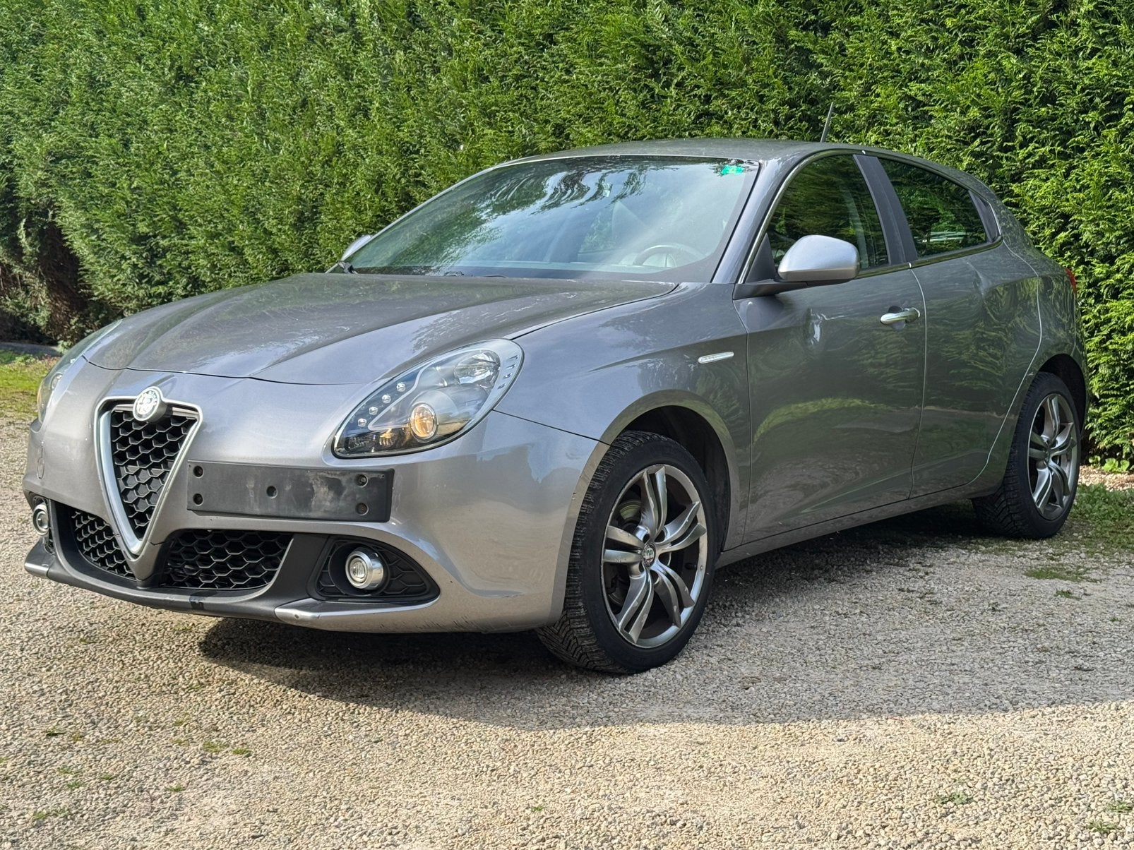 Alfa Romeo Giulietta 1.4i Essence+++2017***Euro 6b***, Autos, Cuir, Argent ou Gris, Euro 6, Boîte manuelle