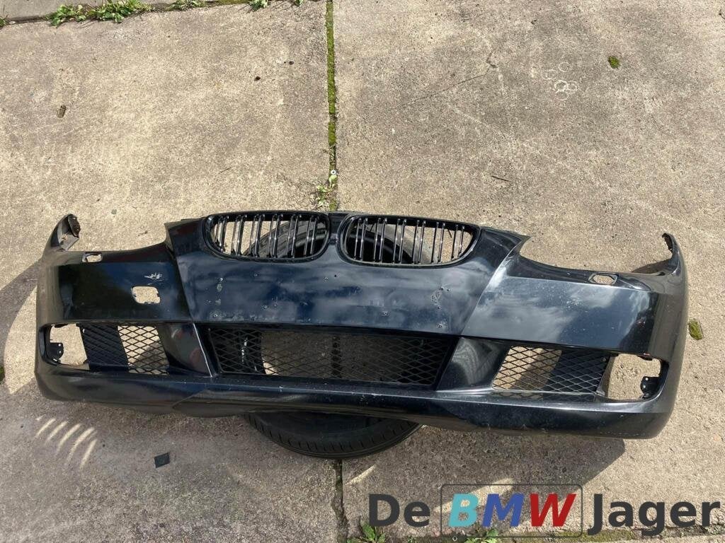 Bumper voor zwart BMW 3-serie E92 E93 51117181307, Auto-onderdelen, Gebruikt, Voor, Ophalen of Verzenden, Bumper