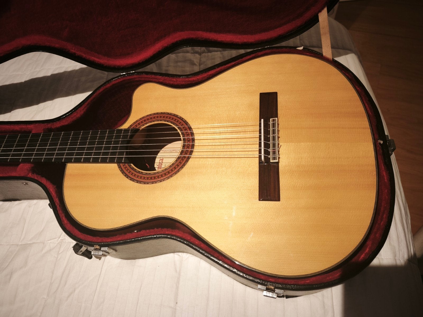 Guitares Alhambra 7fc/Kodaira 145s/Contreras, Musique & Instruments, Enlèvement ou Envoi, Comme neuf, Guitare classique ou espagnole