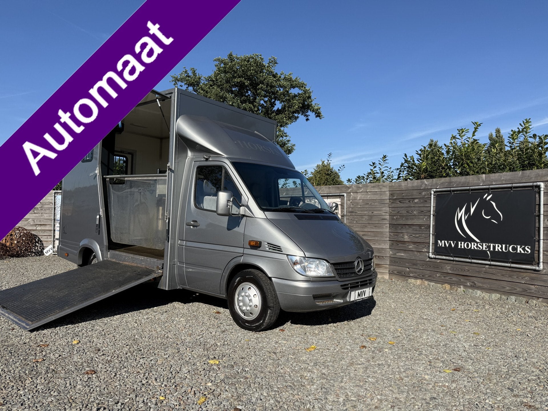 Mercedes-Benz Sprinter | HORSETRUCK | TVW 2015 | CLASSIC 3XL, Weduwestraat 12
4884MV  WERNHOUT, NL, MVV HORSETRUCKS by Paardenwagentje NL