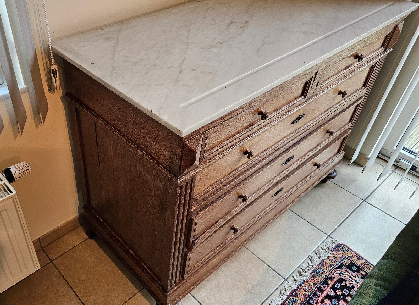 Meuble avec 3 grands tiroirs., Enlèvement