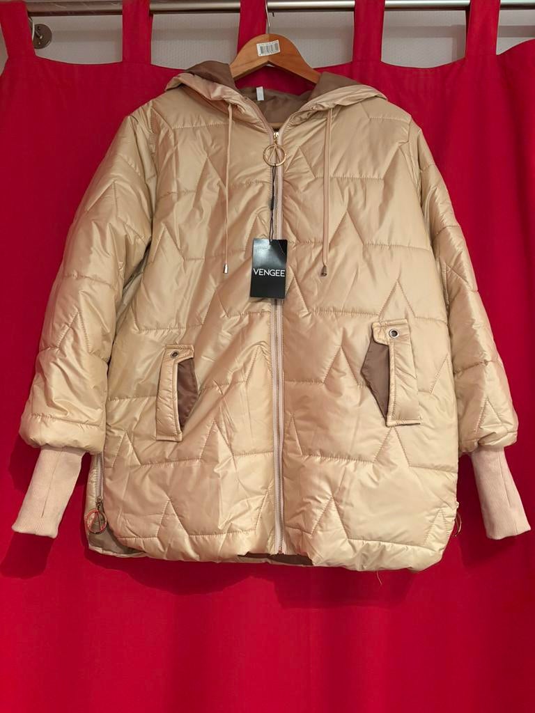 Nieuwe beige damesjas medium, Ophalen, Nieuw, Maat 38/40 (M), Beige
