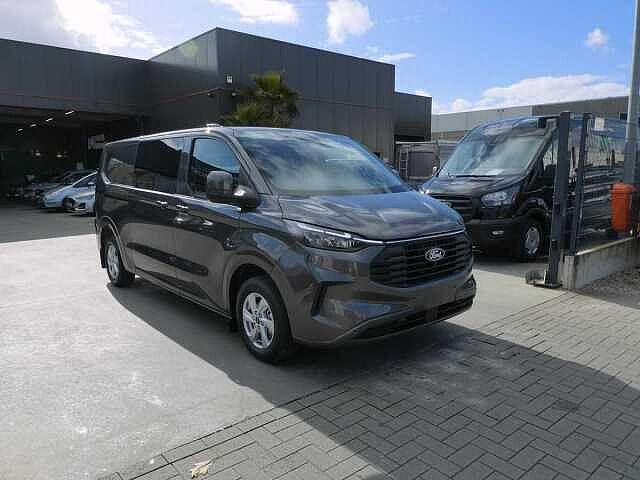Ford Transit Custom L2 Multi-Use 5pl 2.0D 136pk Automaat, Auto's, Bestelwagens en Lichte vracht, Automaat, Emergency brake assist