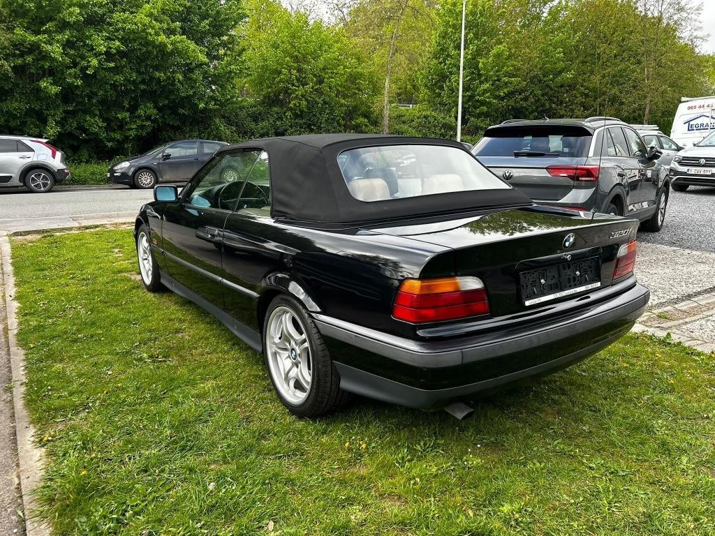 BMW 320i cabriolet, foto 6